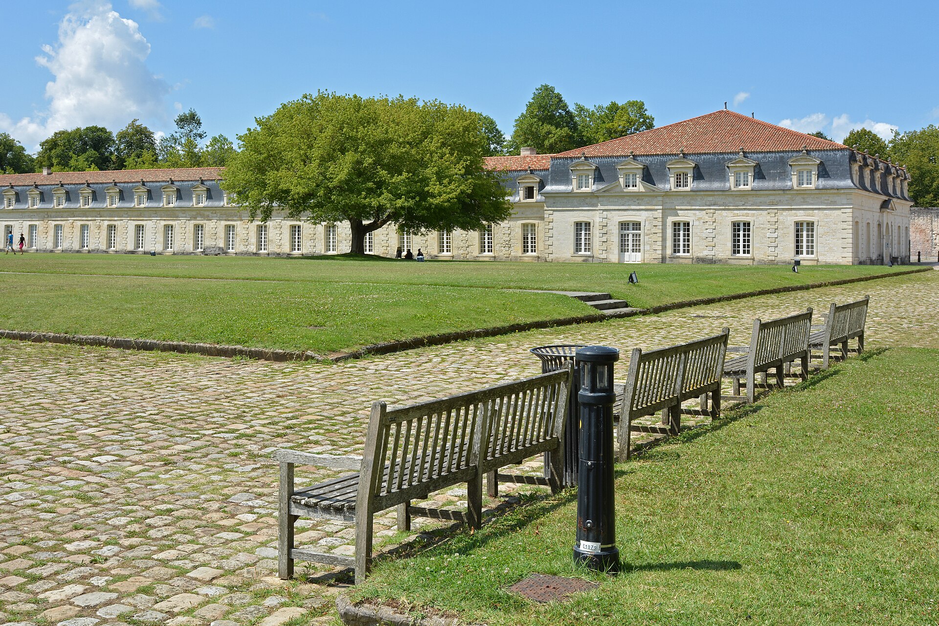 Corderie vue depuis l’eau